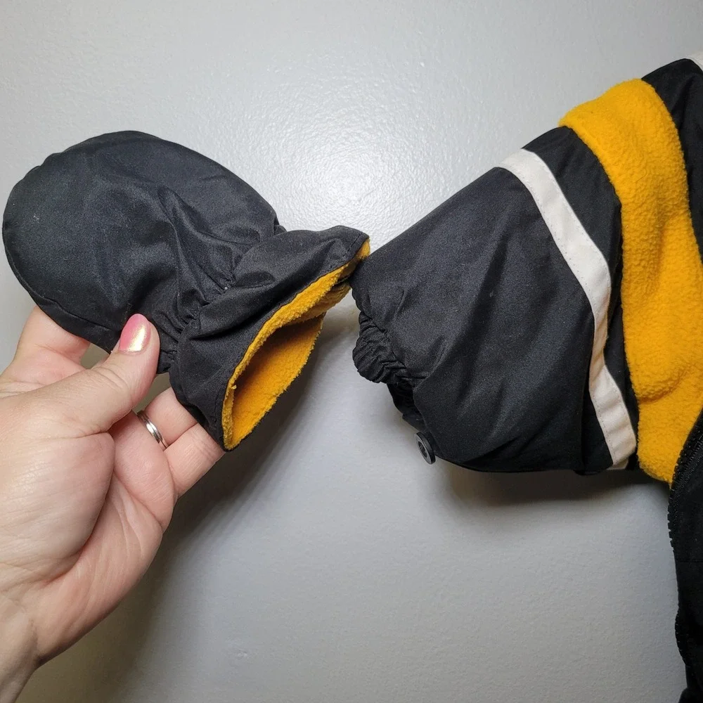 Pittsburgh Steelers NFL Reversible Fleece Snow Suit 6-9‎ Months Black Yellow